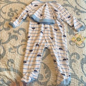 NWT 6M Little Me Footies and Hat Set Blue & White